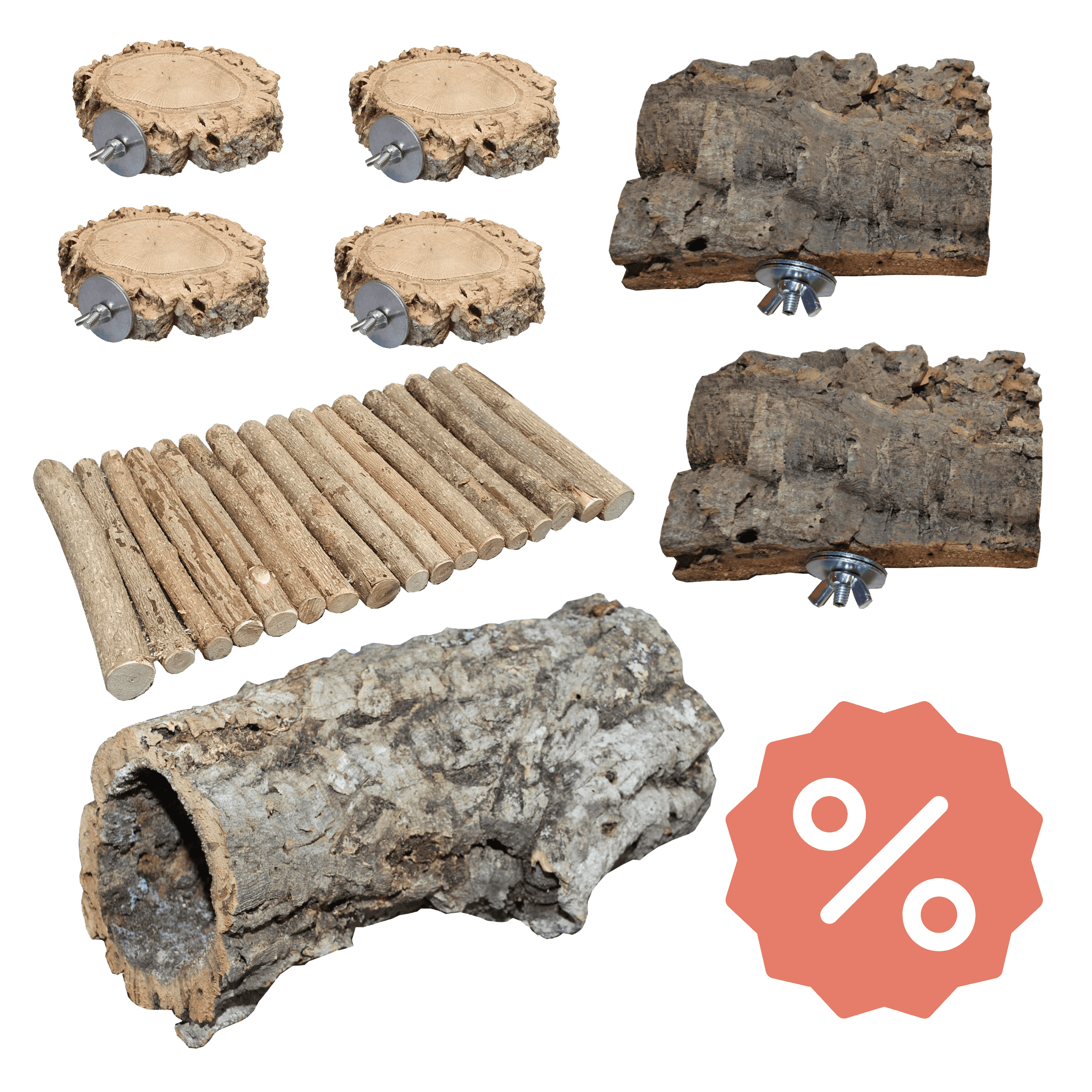 Das Bild zeigt verschiedene Produkte aus Naturmaterialien, wie Korkastsitzscheiben, Korksitzbretter, eine Weidenbrücke sowie eine mittelgroße Korkröhre. 